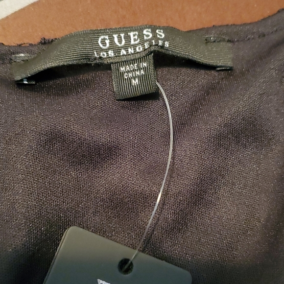 Guess crop too - Picture 6 of 6